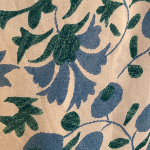 Floral Top - Picture 3 of 5